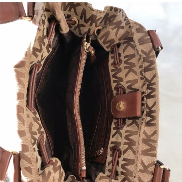 Michael Khors bag - Picture 8 of 8